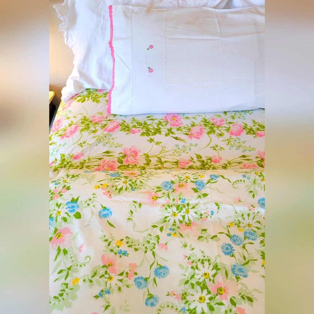 VINTAGE & Y2K Twin/Single Sz 3pc Floral Bedding Set, Embroidered Pillowcase